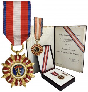 République populaire de Pologne, Ordre des bâtisseurs de la Pologne populaire pour Stanislaw Poczęsny