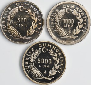 Ensemble, Turquie, République, 500-5 000 lires 1985-1992 (3 pièces).