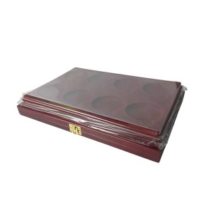 Elegant medal box with three trays