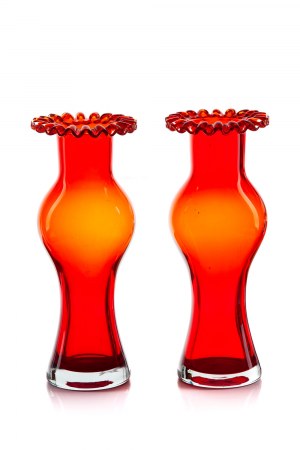 Two vases with frills - proj Ludwik FIEDOROWICZ (b. 1948), HSA 