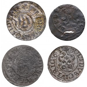 Small collection of coins (4)
