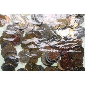 Lot of coins: Poland, Latvia, Russia, USSR, Sweden, Great Britain, Estonia, USA, Norway, Lithuania (182)