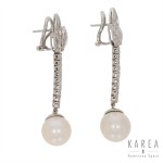 Pearl earrings with leaf motif, 20th century.