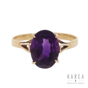 Ring with amethyst, 2nd half of 20th century.