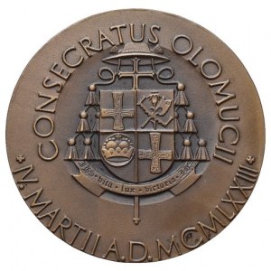 Olomouc-bisk., Josef Vrana, 1973-1987, Doležal a Grmela - medaile na konsekraci 4.3.1973 - poprsí v mitře zleva