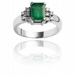 Bague avec émeraude ~1.30ct et diamants en or