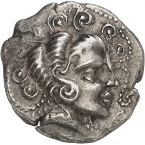 Riedones (IIe-Ier siècle av. J.-C.). Statère d’argent au sanglier, classe II (sans décor sur la joue) ND (Ier s. av. J.-C.).