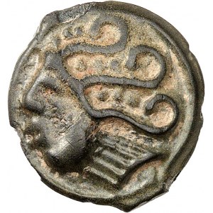 Durocasses. Potin du type de Bû, var. 2 à la chevelure bouletée ND (première moitié du Ier siècle avant J.-C. et Guerre des Gaules).