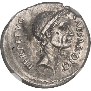 Jules César (60-44 av. J.-C.). Denier avec L. Aemilius Buca ND (février-mars 44 av. J.-C.), Rome.