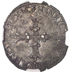 Henri IV (1589-1610). Quart d’écu, 3e type, avec croix aux bras fleuronnés de face 1606/5, I, Limoges.