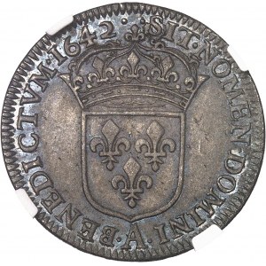 Louis XIII (1610-1643). Quart d’écu d’argent, 2e type 1642, A, Paris (deux points).