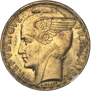 IIIe République (1870-1940). Essai de 100 francs Bazor, au type définitif, en cupro-aluminium doré 1929, Paris.