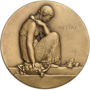 IIIe République (1870-1940). Médaille, l'Offrande, cinquantenaire de la Société Industrielle de l'Est, N° 201, par P.-M. Dammann 1925-1933, Paris.