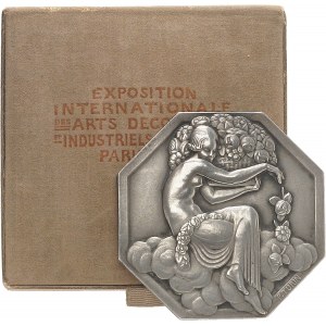 IIIe République (1870-1940). Médaille, Exposition internationale des Arts décoratifs et industriels modernes, petit module, par P. Turin 1925, Paris.