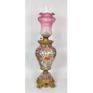 Oil lamp with decoration in the type of Japanese Imari