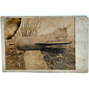 Zbiór 4 kart z fotografiami bomb - niewybuchów- I wojna światowa -1916 [feldpost]