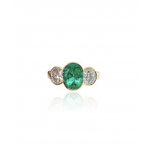 Ring with emerald and diamonds, 20th century