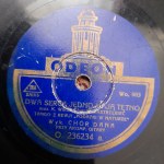 4 płyty gramofonowe (dwie wytwórni Odeon i dwie Muza)