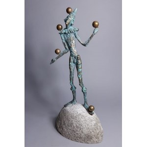 Krzysztof Brzuzan, Juggler (Bronze, height 50 cm)
