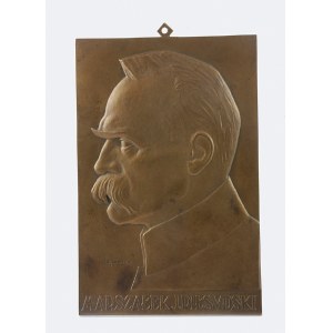 Józef AUMILLER (1992-1963), Plakieta z popiersiem Marszałka Józefa Piłsudskiego