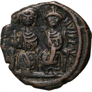 Byzanz, Justin II. 565-578, Follis, Nikomedien