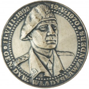 Medaile generálmajora Władysława Anderse - Monte Cassino 11.-18. května 1944, podepsáno KOTYŁŁO