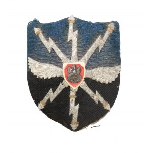 Funkerabzeichen (?) mit aufgelegtem Emblem mit Schützenadler, f. 62 x 75mm, ausgefallenes (???) Abzeichen