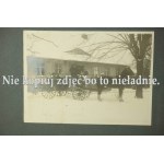 Album fotografií zachytávajúcich život na poľskom panstve / unikátne fotografie pancierového vlaku Konarzewski / práca na poli / včelárstvo / rybolov z rybníka + Parceling KLUCZEWO