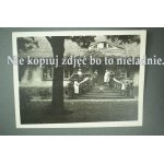 Album fotografii przedstawiających życie w polskim majątku / unikatowe zdjęcia pociągu pancernego Konarzewski / praca w polu / pszczelarstwo / połów ryb ze stawu + Parcelacja KLUCZEWO