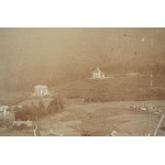 [KARPACZ - 19. storočie] Fotografia horného Karpacza z roku 1898, ateliér M. Rehnert, Jelenia Góra, f. 31,5 x 23,5 cm