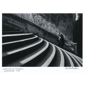 Eva Rubinstein, MANN AUF DER TREPPE. DUBROVNIK, 1973