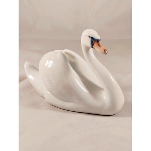 Royal Copenhagen Swan figurine