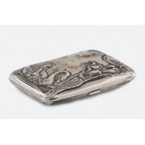 Women's cigarette case