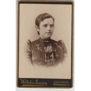 GOLENIÓW. Fotografia kobiety, wykon. Photographisches Atelier Wilhelm ...