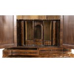 Veronese trumeau - 18th century, provenance Prince Giovanelli, walnut panelling on a poplar frame. The cabinet has two bodies, the upper part with two mirrored doors and two hidden doors on the sides. The lower body with 4 drawers plus a hidden drawer at 