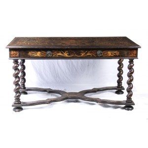 Dutch mahogany writing desk - 19th century, The top is inlaid in floral motifs with fruit wood and boxwood. The four twisted legs are cross-connected in the lower part, this in turn inlaid with floral motifs. A single drawer under the plate. Height x widt