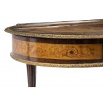 French Napoleon III inlaid desk - 19th century, mahogany with fruitwood inlay. Height x width x depth: 73 x 130 x 75 cm. Item condition grading: **** good.