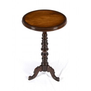 Round English mahogany coffee table - 19th century, central leg with inlaid top. Height x diameter: 72 x 42 cm. Item condition grading: *** fair.