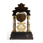 Rare mantel clock with music box - Austria, Biedermeier early 19th century, temple architectural structure composed as follows: rectangular rosewood base decorated in the lower part with a motif of vertical grooves, the front inlaid with two eagle heads a
