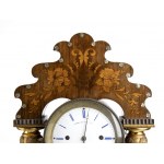 Rare mantel clock with music box - Austria, Biedermeier early 19th century, temple architectural structure composed as follows: rectangular rosewood base decorated in the lower part with a motif of vertical grooves, the front inlaid with two eagle heads a