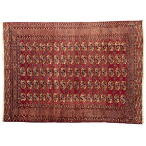 A Bukhara Tekke carpet - TURKMENISTAN, mid-20th century, Dimensions: 320 x 240 cm. Item condition grading: **** good.