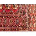 A Bukhara Tekke carpet - TURKMENISTAN, mid-20th century, Dimensions: 320 x 240 cm. Item condition grading: **** good.
