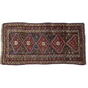 A Kashay Loristan carpet - PERSIA, early 20th century, Dimensions: 286 x 146 cm. Item condition grading: **** good.
