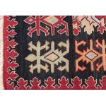 A Kilim carpet - 20th century, Dimensions: 325 x 205 cm. Item condition grading: **** good.