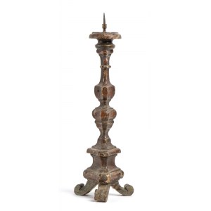 Italian gilt wood torch holder - 18th century, red lacquered. Dimensions 50 x 15 x 15 cm. Item condition grading: *** fair (defects and missing parts).