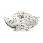 Meissen ceramic centrepiece - 19th century, painted with floral motifs. Meissen Germany. Height x width x depth: 11 x 28 x 18 cm. Item condition grading: ***** excellent.