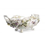 Meissen ceramic centrepiece - 19th century, painted with floral motifs. Meissen Germany. Height x width x depth: 11 x 28 x 18 cm. Item condition grading: ***** excellent.