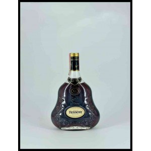 Hennessy Cognac X.O France, Cognac.Vol.40% - Cl.70Level: Top shoulder (TS).Condition report: label