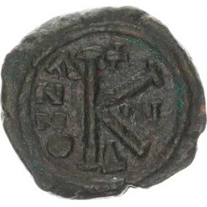 Justin II. a Sofia (565-578), AE 1/2 Follis (20 numia) minc. Constantinopol, velké písmeno K, n