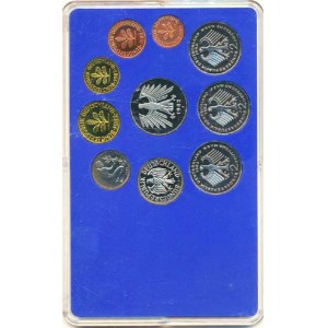 Německo - BRD (1949-), Ročníková sada mincí 1982 minc. J (1, 2, 5, 10, 50 Pf., 1, 5,